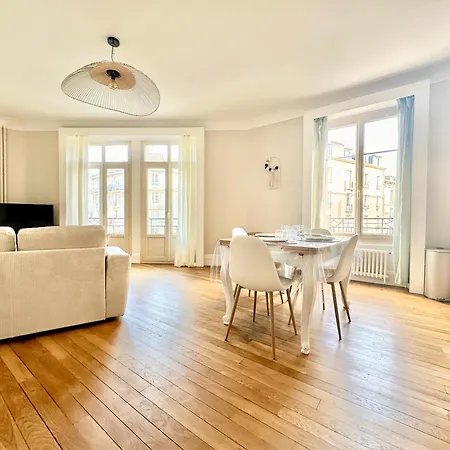 아파트 Le Bourgeois, Spacieux Et 리모주