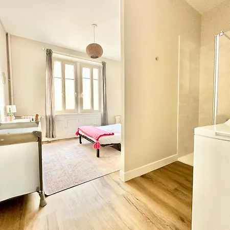 Le Bourgeois, Spacieux Et * Limoges